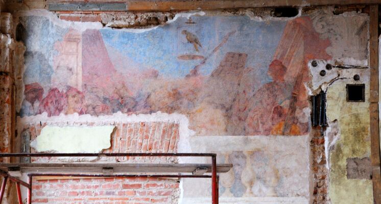 Sapiegu rumai freska muzikantai papuga